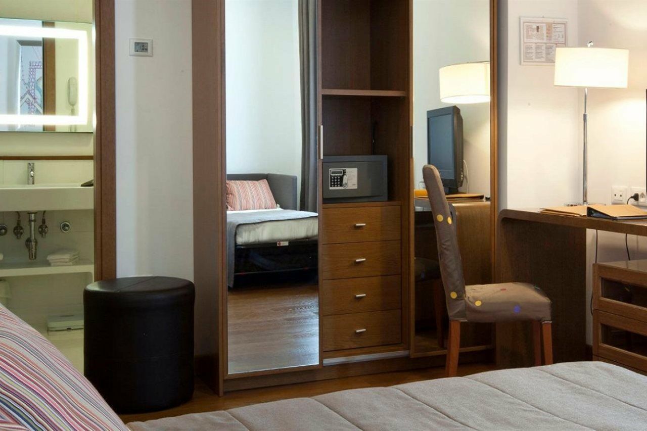 Hotel Plaza سورينتو المظهر الخارجي الصورة